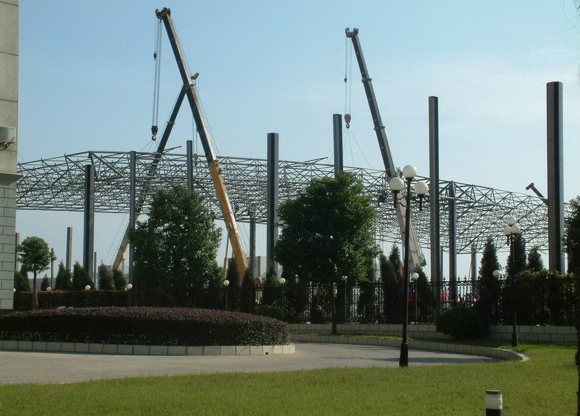 延边加油站罩棚网架